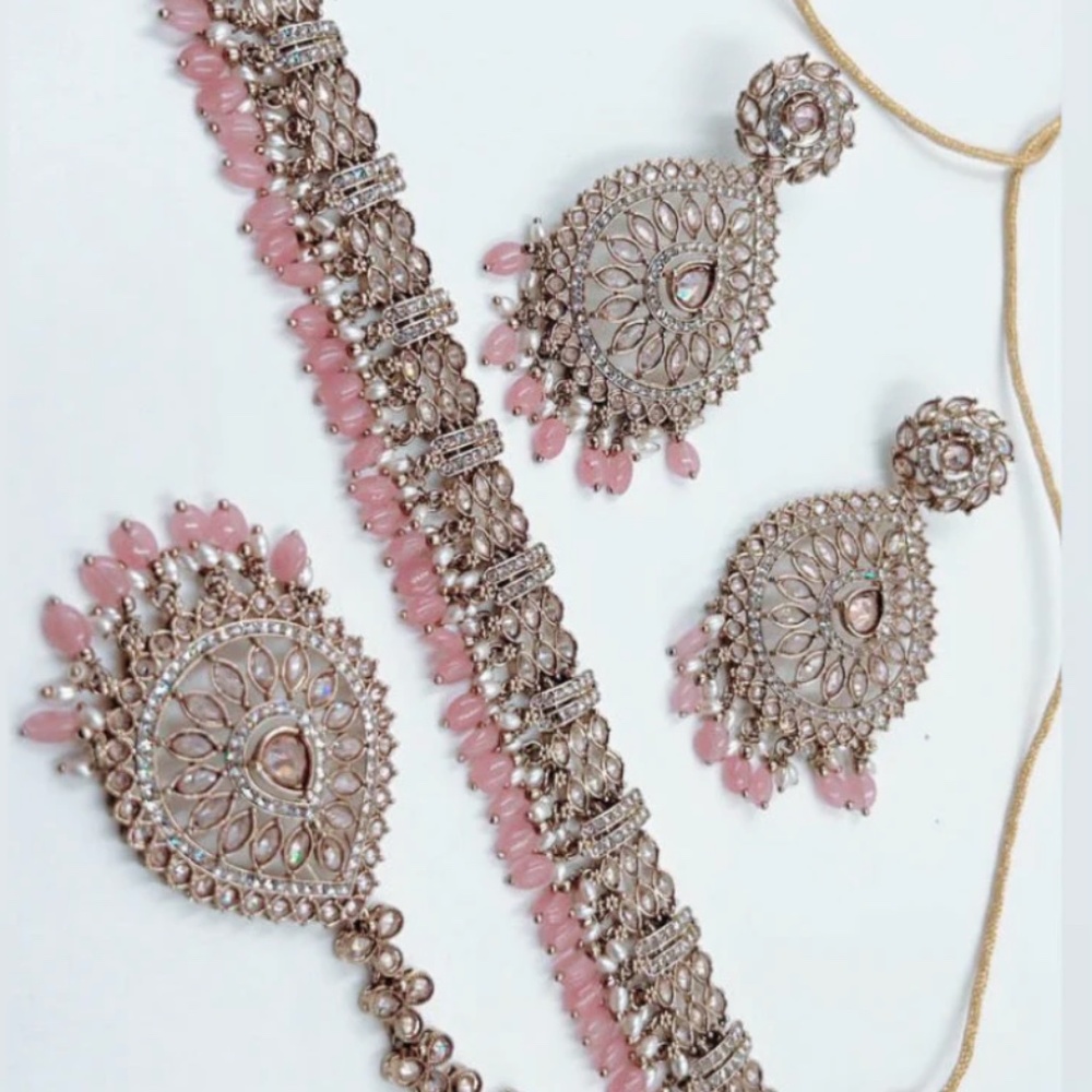 Light Pink Choker Necklace Set